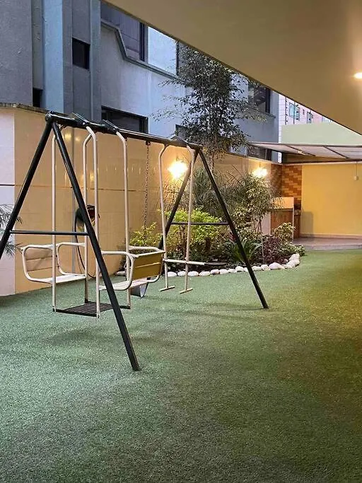 Suite En Av Republica Del Salvador Quicentro Norte Quito Ekwador
