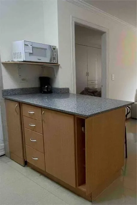 Suite En Av Republica Del Salvador Quicentro Norte Quito Apartament